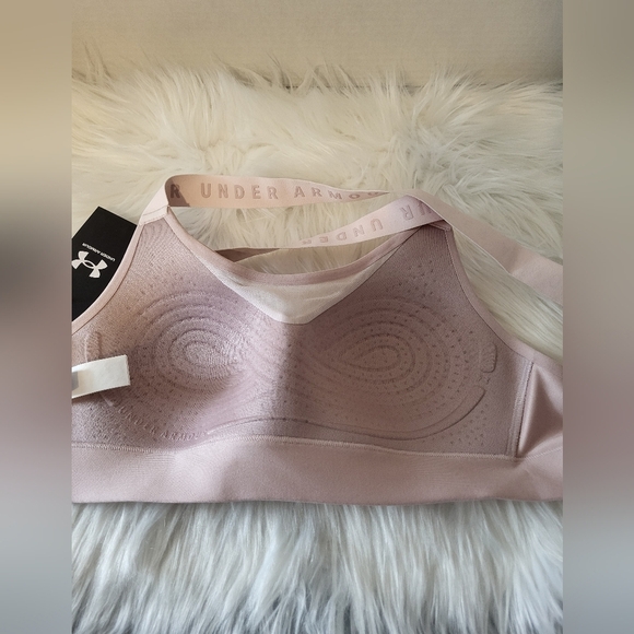 NEW Under Armour Women's Pink Sports Bra, Size Small. - Picture 4 of 7